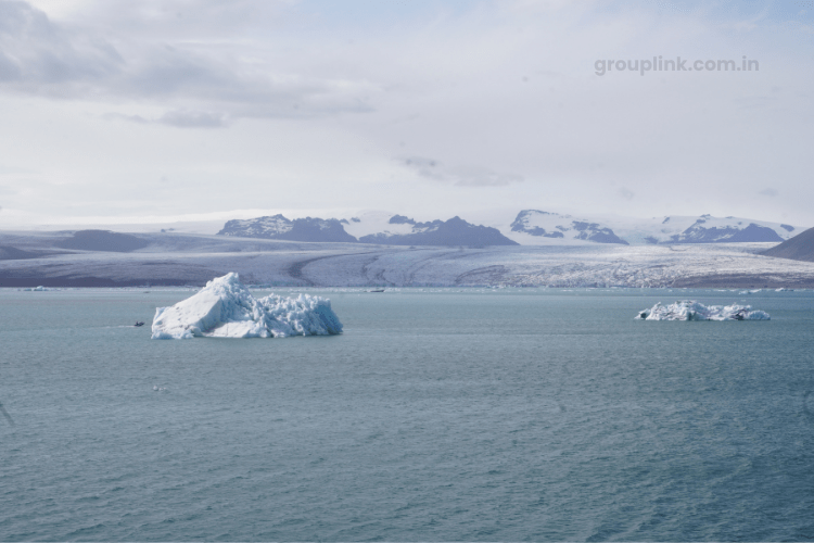 Iceland WhatsApp Group Links Iceland WhatsApp Group Links